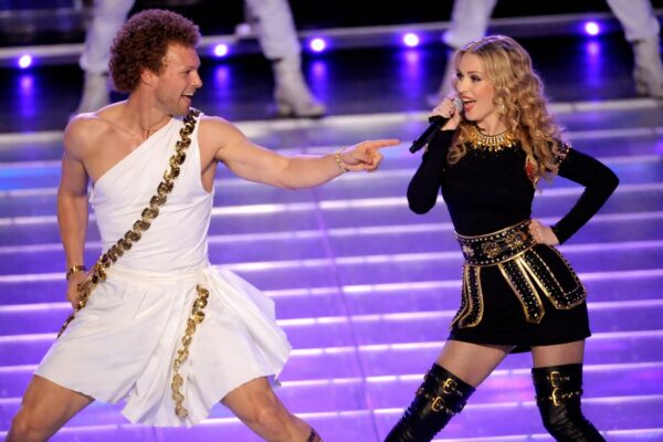 Cu două zile înainte părea în formă maximă. Ce s-a întâmplat cu artistul din show-ul Madonnei