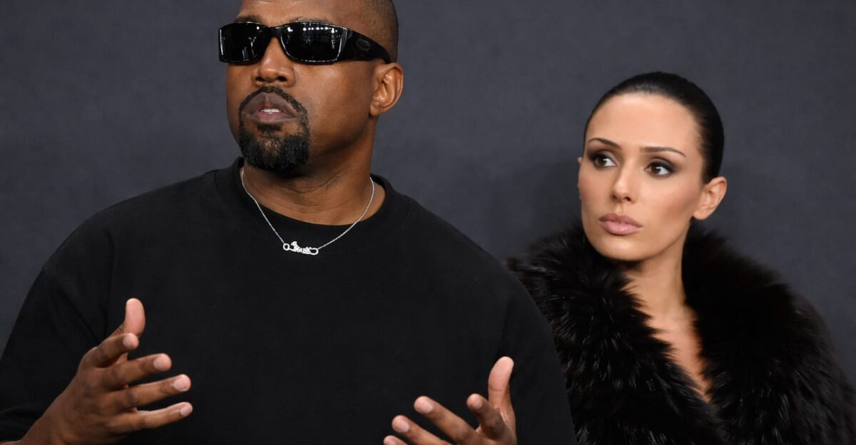 Bianca Censori, body transparent fără pantaloni la o ieșire în Elveția cu Kanye West