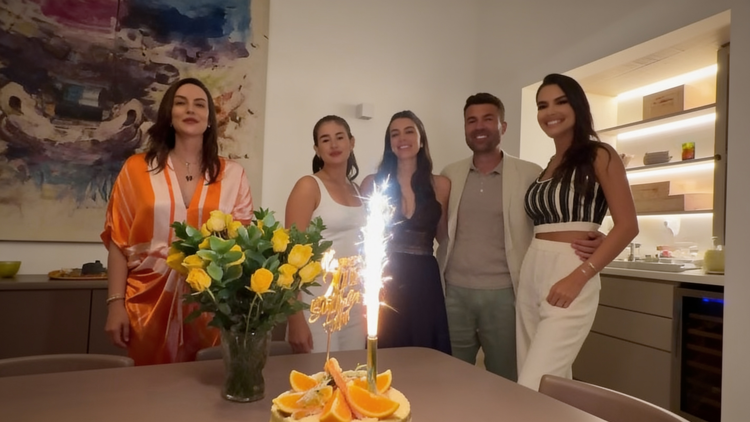 Adrian Mutu, reuniune rară cu fosta și actuala soție la 20 de ani ai fiicei. Cum au ajuns imaginile virale