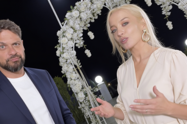 Fratele lui a spus-o prea relaxat pe TikTok. S-a rupt sau nu mariajul ținut ani la secret?
