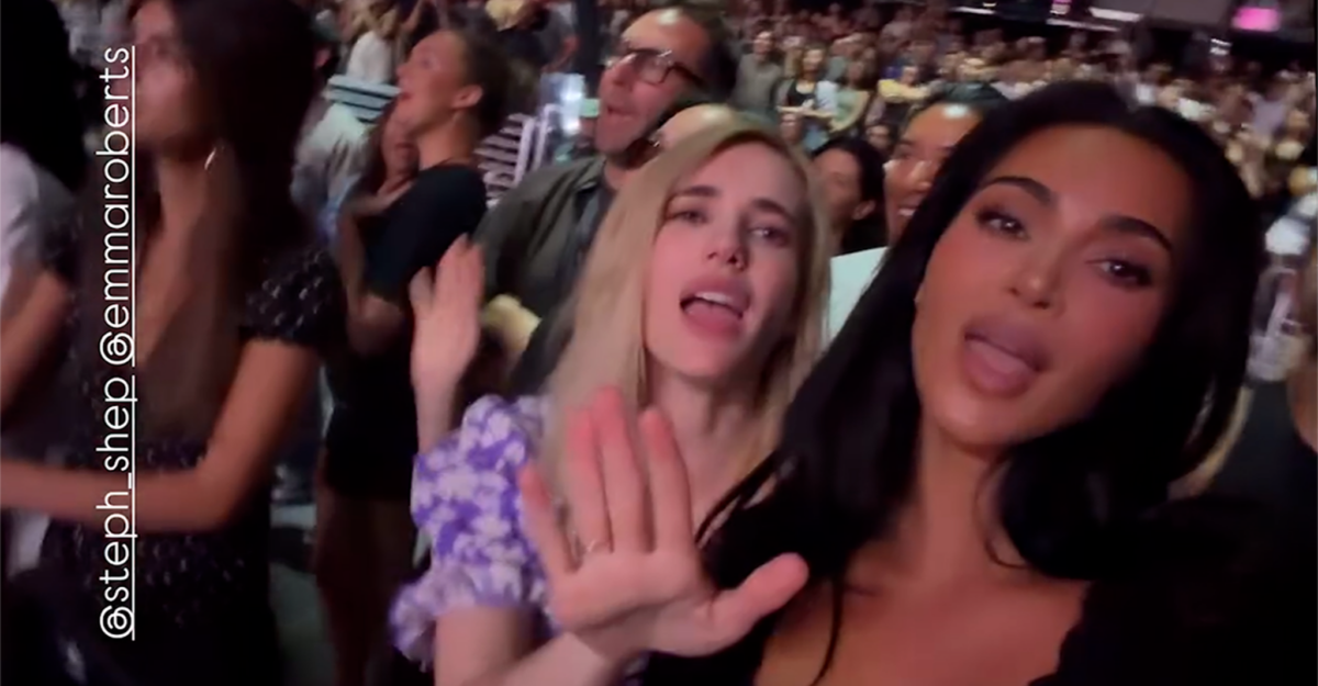 Kim Kardashian a aprins internetul la concertul Arianei Grande. Pete Davidson leagă din nou povestea