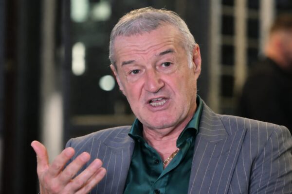 Artistul chemat să îl scoată din impas pe Becali rupe tăcerea. Ce condiție i s-ar fi pus pentru permisie