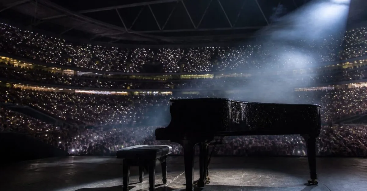 Artistul care a făcut 80.000 de oameni să amuțească la Wembley. De ce s-au temut fanii că cedează în plin show