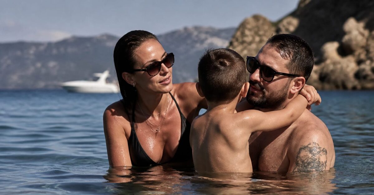 Ilinca Vandici s-a afișat în costum de baie cu noul iubit și fiul ei. Ce confirmă vacanța după divorțul din 2023