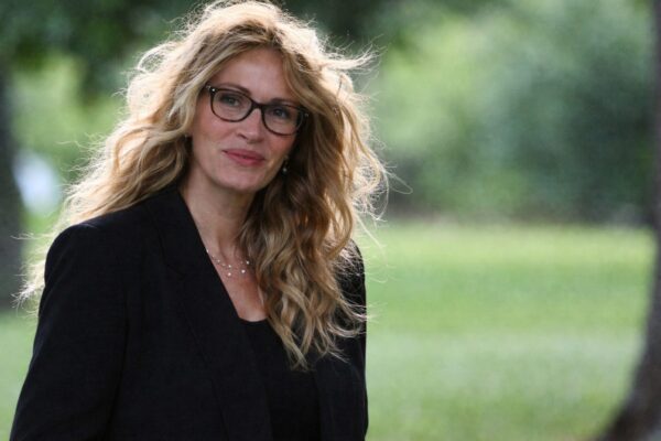 Julia Roberts, apariție rară cu doi dintre copii la New York. Cine a lipsit de la ziua lui Henry