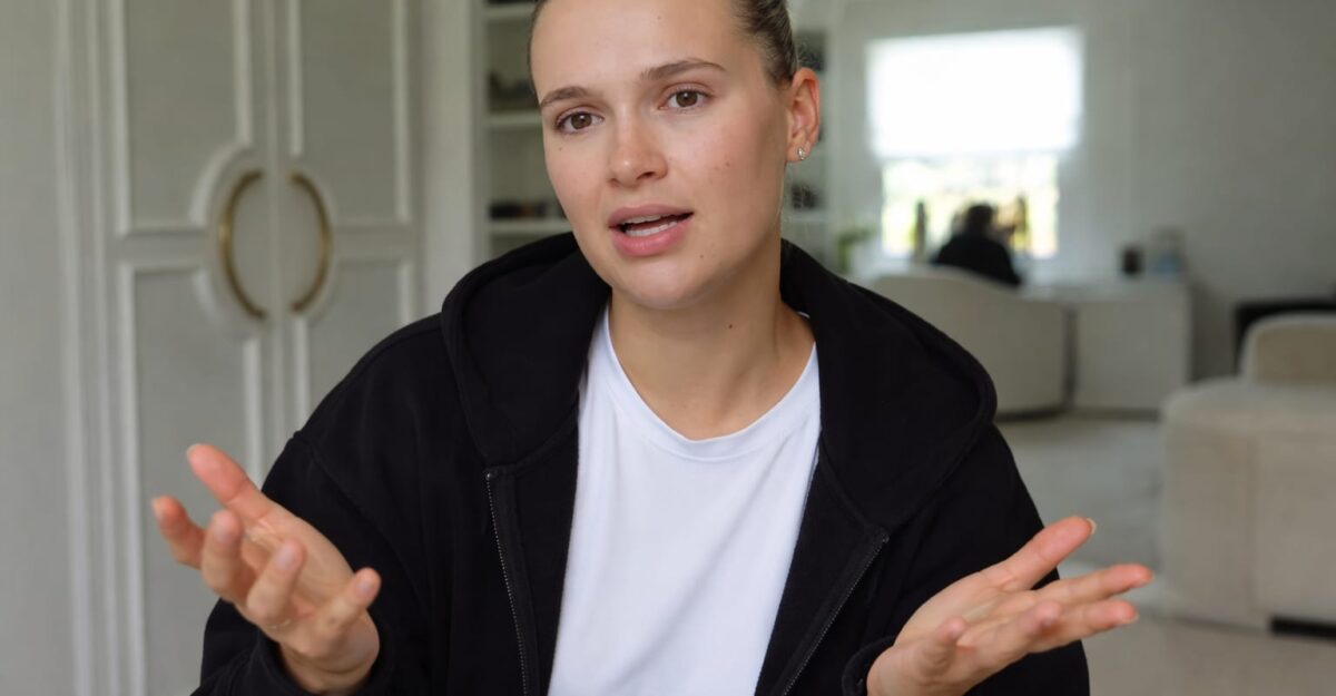 Molly-Mae Hague își declară familia completă la 27 de ani. Ce e în joc după mărturisirea despre depresia postpartum