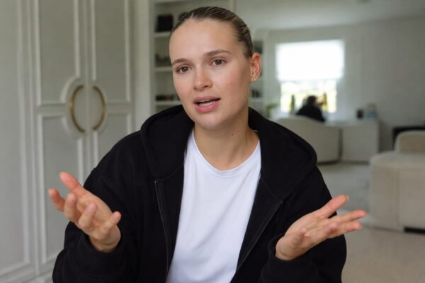 Molly-Mae Hague își declară familia completă la 27 de ani. Ce e în joc după mărturisirea despre depresia postpartum