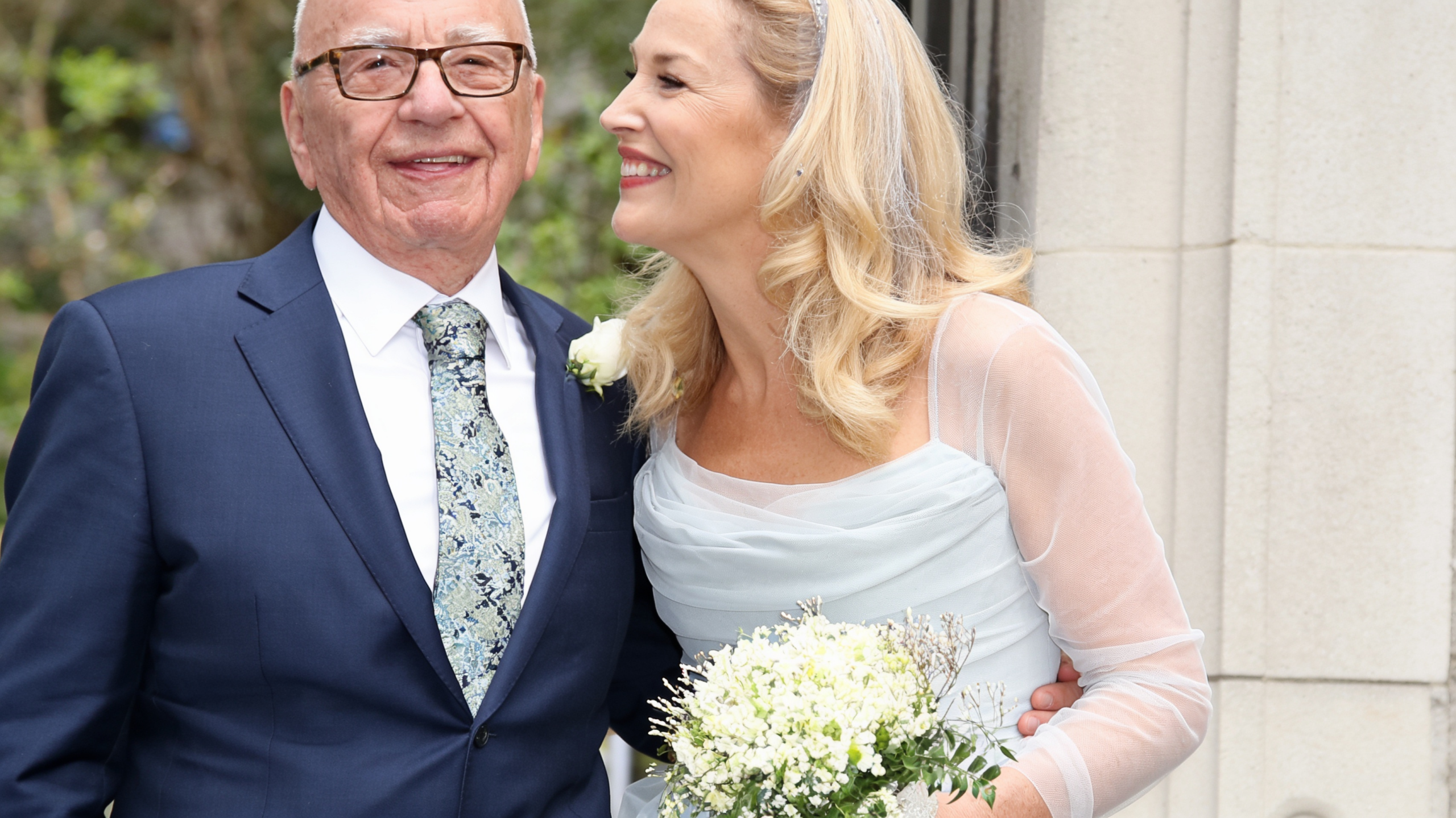 69 de ani și o decizie radicală pentru Jerry Hall după Rupert Murdoch. De ce nu mai vrea să locuiască cu un bărbat