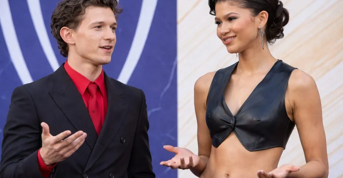 Zendaya și Tom Holland au confirmat că s-au căsătorit în secret. Cum au apărut la Berlin ca soț și soție
