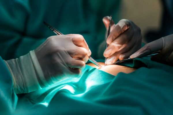 10 operații după Aquafilling. Andreea Sasu spune ce i-a provocat septicemia severă