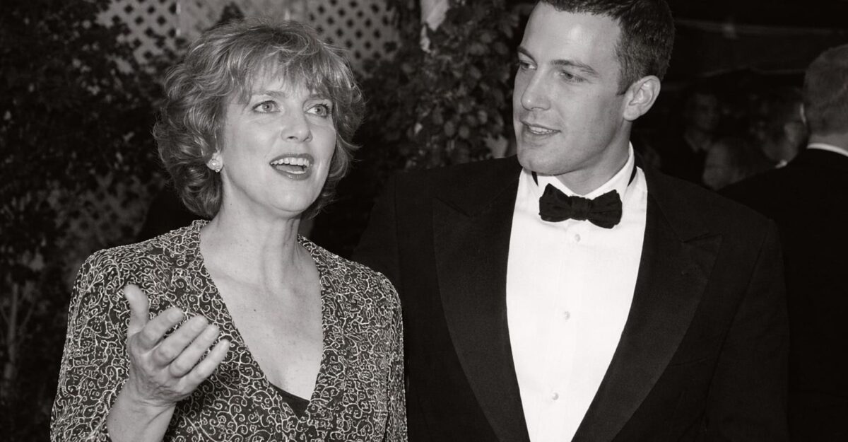 83 de ani și o ultimă dorință împlinită. Cine a fost mama din spatele fraților Affleck