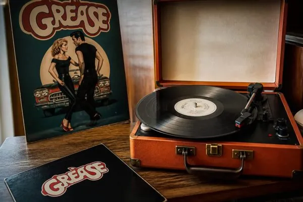 Didi Conn și 4 actori din „Grease” s-au reunit pentru prima dată în iulie