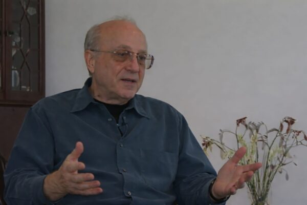 Dumitru Udrescu, creatorul „Teleenciclopediei”, a murit. Omul a ocolit propaganda comunistă cu emisiunea TVR