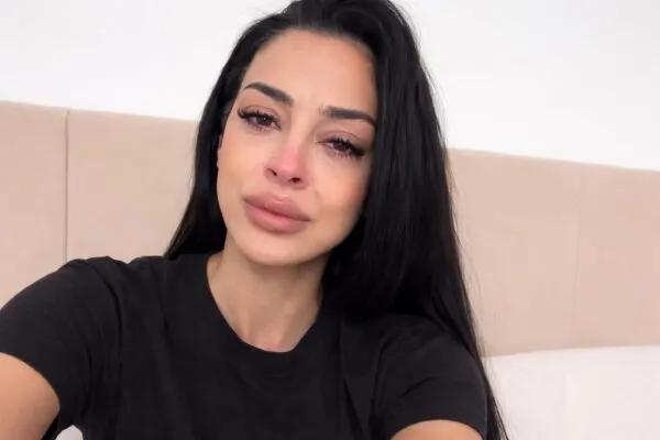 Ema Oprișan a clacat după despărțirea de Răzvan Kovacs și a plâns în public
