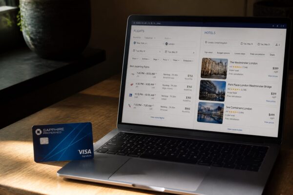 100.000 de puncte bonus Chase Sapphire Preferred acoperă zboruri business și hoteluri de peste 1.000 de dolari