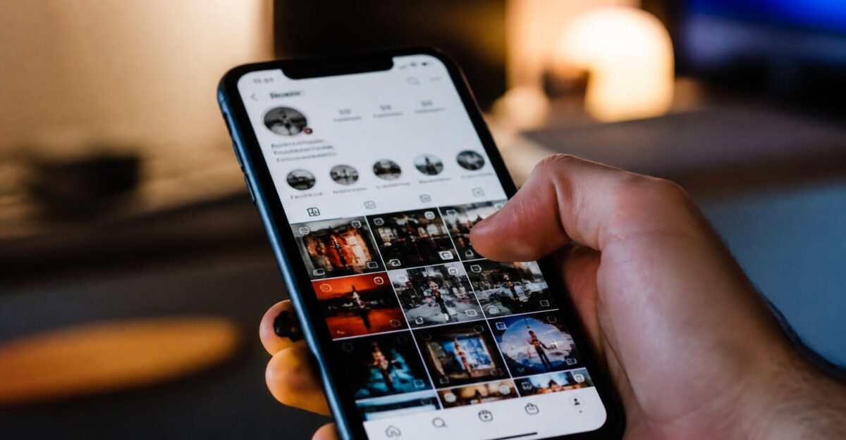 Florin Ristei a primit o regulă clară de la iubită. Artistul nu mai are voie să dea follow altor femei pe Instagram
