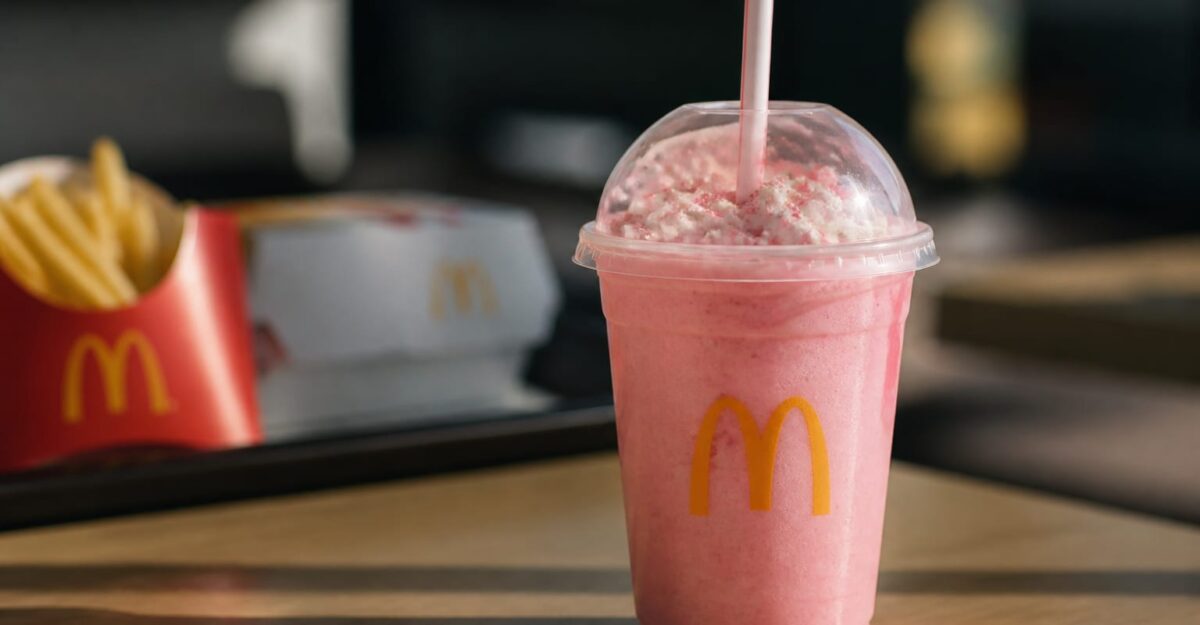 Ce are de fapt băutura roz de la McDonald’s de o vor americanii acum