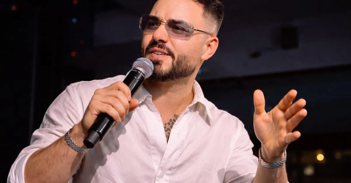 Ce l-a făcut pe Jador să nu mai coboare din mașină la concertul din Torino