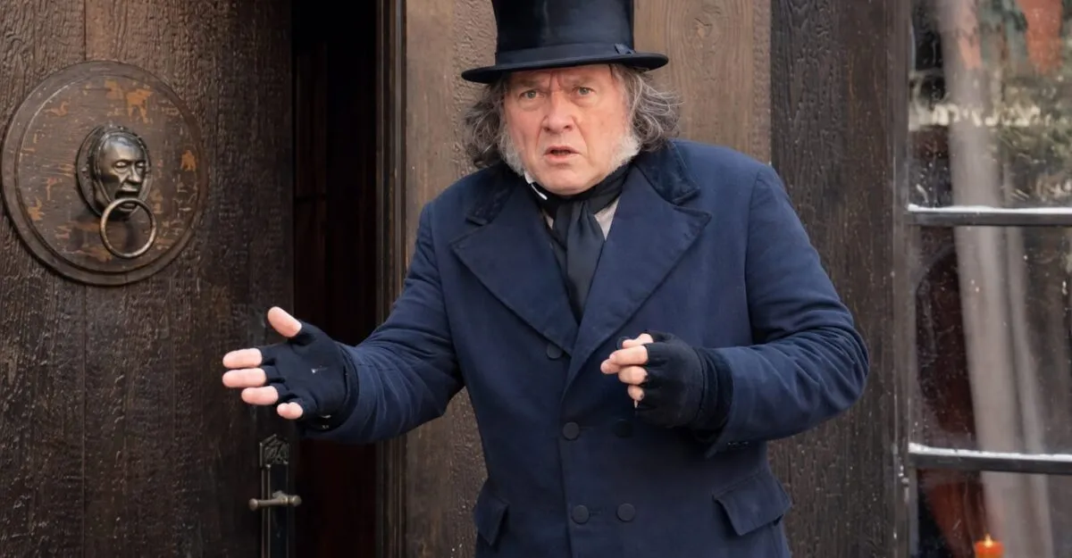 Johnny Depp a apărut costumat în Ebenezer Scrooge la Comic-Con