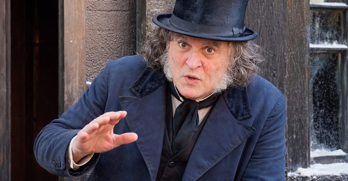 Johnny Depp, surpriză la Comic-Con în rolul lui Scrooge. Ce film a promovat actorul de trei ori nominalizat la Oscar
