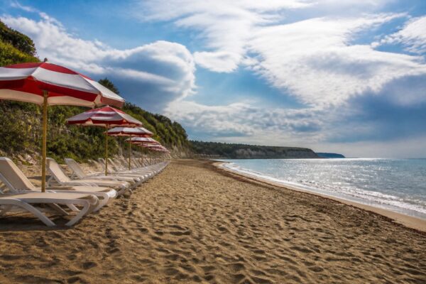 Litoralul Bulgariei a pierdut 9% dintre turiștii străini în vara 2026