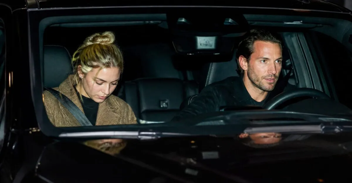 Gigi Hadid și Bradley Cooper, surprinși înainte de marea petrecere a lui Taylor Swift.