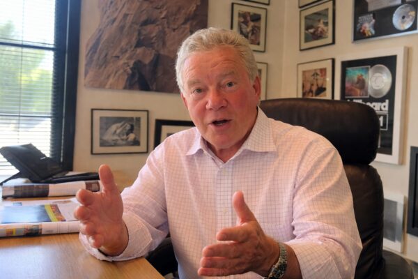 William Shatner, la 95 de ani, intră în heavy metal la Riot Fest 2026