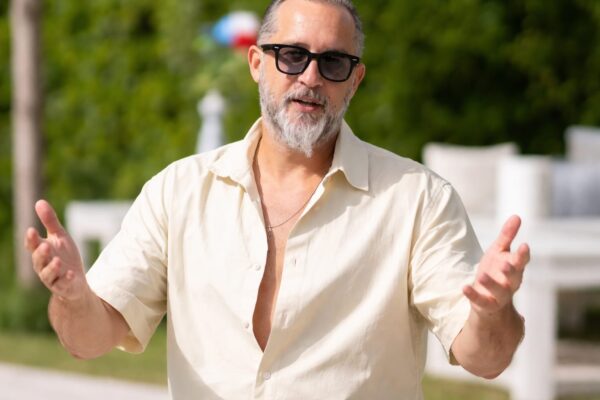 Yakir Levy, vedeta TV din „Americanii”, a murit în Miami după o cădere de la etajul 28