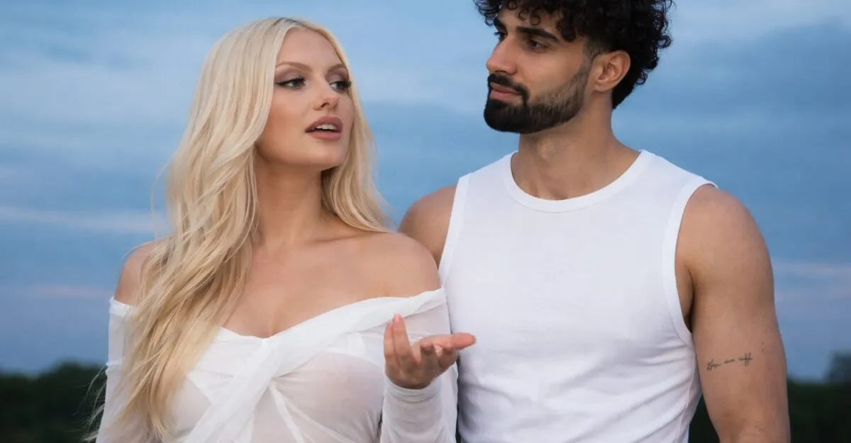 Alexandra Stan mai are 2 zile până la naștere și lansează piesa „Set Me Free”
