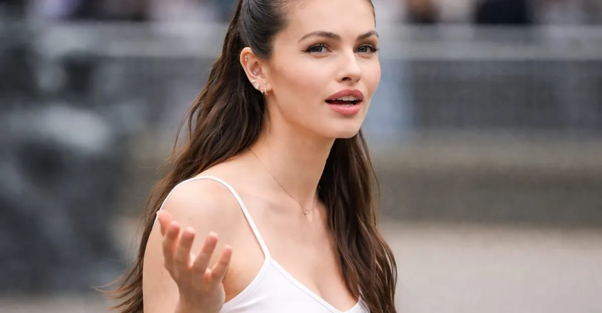 Thylane Blondeau s-a căsătorit cu Ben Attal. Cine a fost românca aleasă să o machieze la ceremonie
