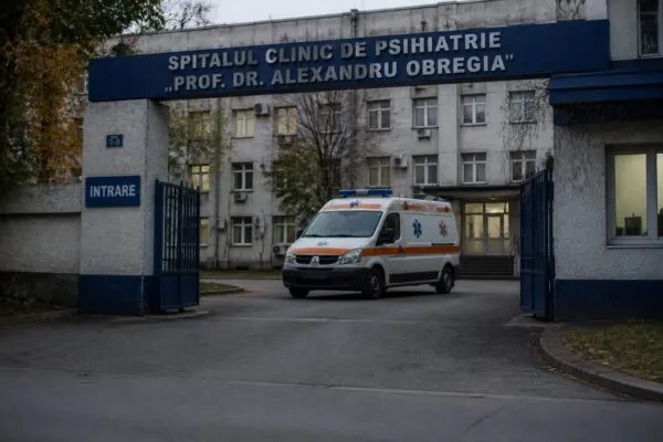 Andrei Rotaru a ajuns la Obregia după o ceartă cu fosta. Cum spune că a fost încuiat în curte și dus la psihiatrie