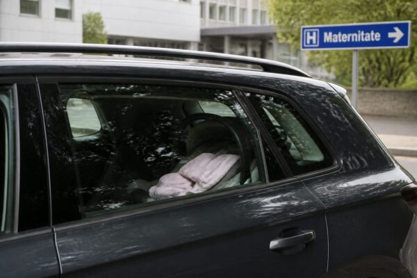 Cătălin Cîrjan trăiește cea mai mare schimbare la 23 de ani. După logodnă și nuntă, a devenit tată de fetiță