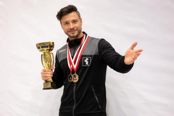 Dima Roșca, campion mondial la dans la bară, devine ispită la „Insula Iubirii”
