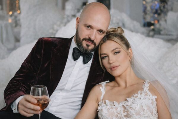 Lora, la 44 de ani, rupe tăcerea despre lipsa copiilor și divorțul de Ionuț Ghenu după ani de atacuri online