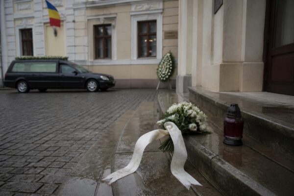 Mircea Marius Totolici a murit la 37 de ani după cununia civilă din Sibiu