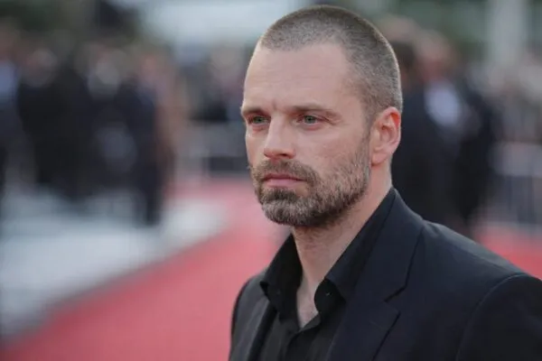 Sebastian Stan va juca rolul Harvey Dent în „The Batman Part II”. Cum trece de la Marvel la DC