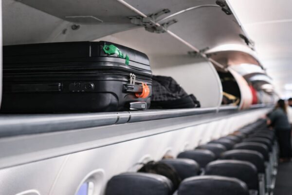 Jetstar introduce o taxă de până la 52 de dolari australieni pentru anumite bagaje