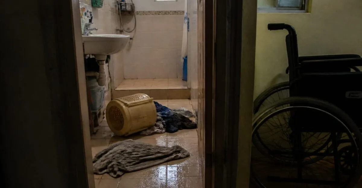 Fosta membră a unei trupe-fenomen s-a stins în propria baie, la 30 de ani. Cum a ajuns un accident casnic fatal