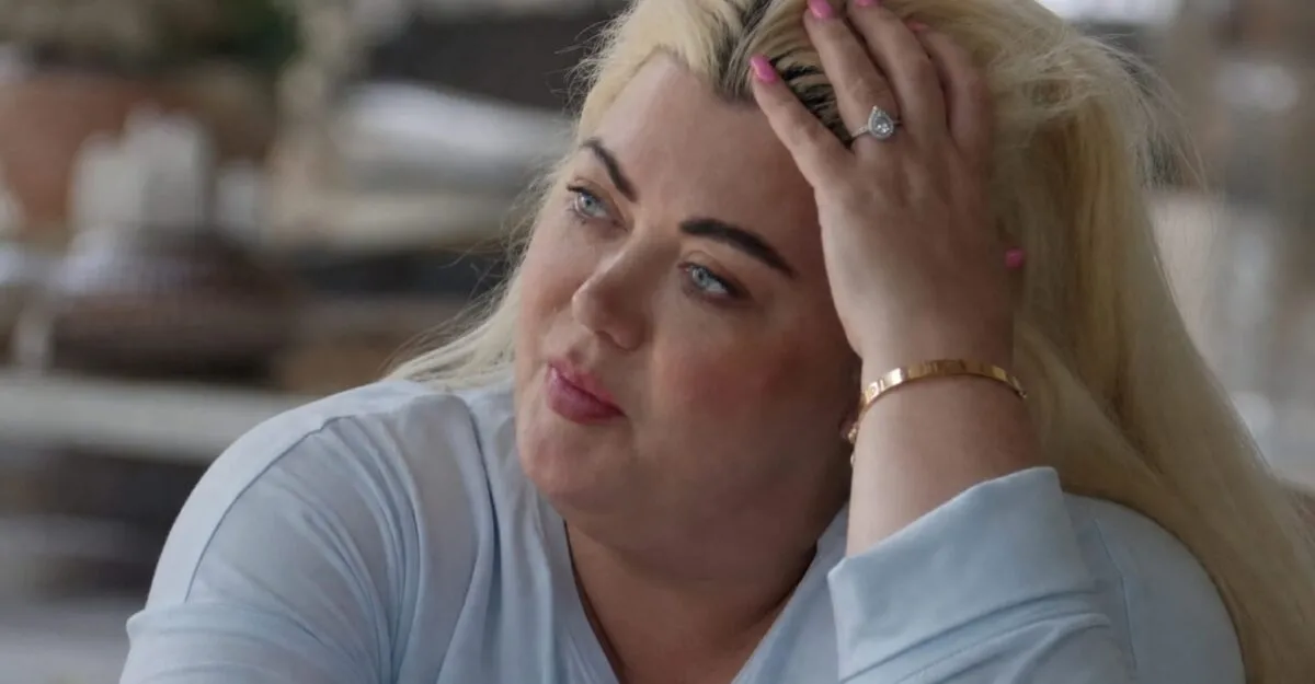 Gemma Collins plânge în noul reality după ce logodnicul a plecat, iar trailerul arată și o ecografie