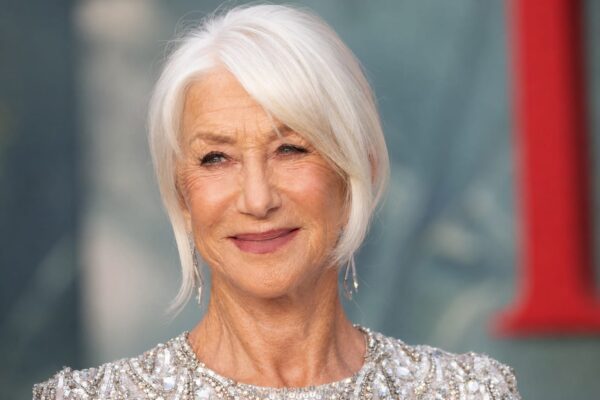 Helen Mirren spune că evită medicii și întreabă AI când are simptome