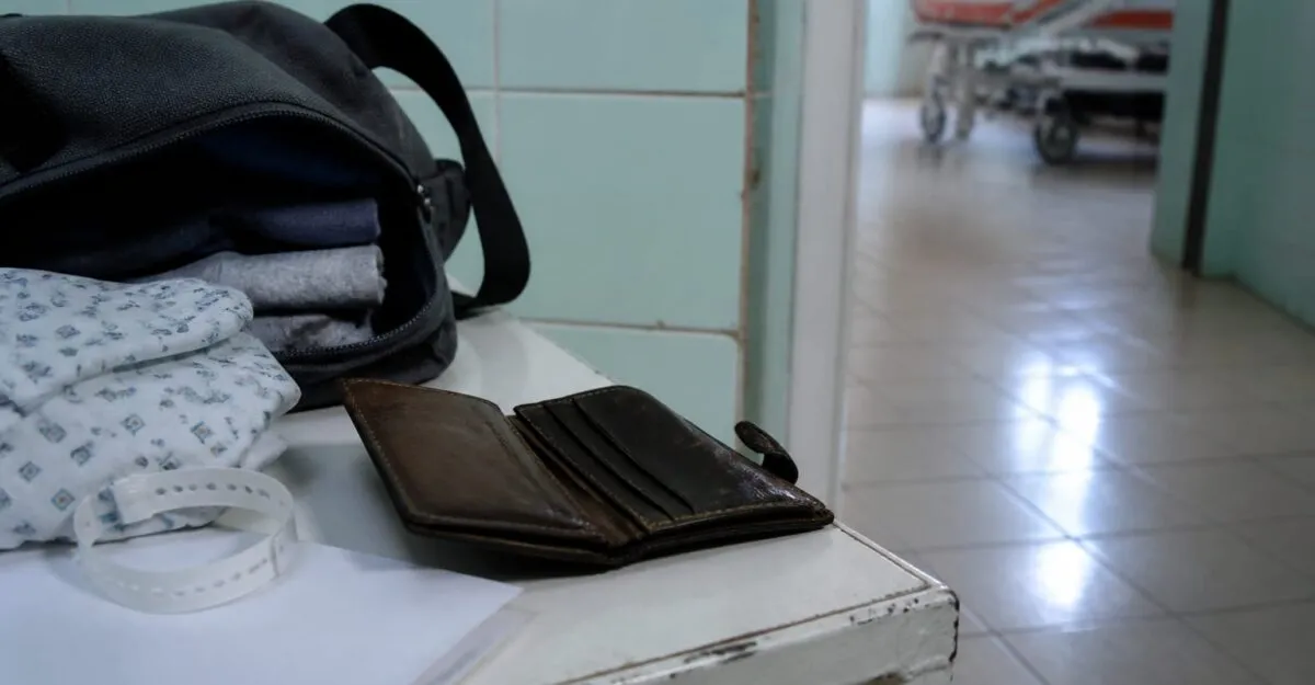 Jean Paler se recuperează după al doilea AVC și spune că a plecat din spital fără buletin