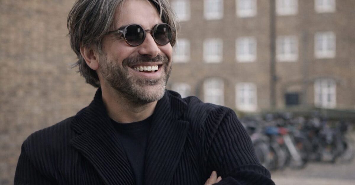 Maurice Munteanu, 48 de ani, intră în Asia Express 2026. Cum a ajuns de la Actorie la Drumul Mătăsii