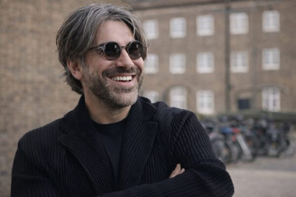 Maurice Munteanu, 48 de ani, intră în Asia Express 2026. Cum a ajuns de la Actorie la Drumul Mătăsii