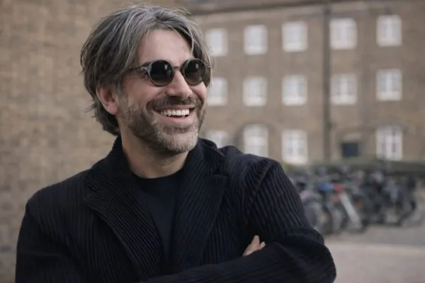Maurice Munteanu, 48 de ani, intră în Asia Express 2026. Cum a ajuns de la Actorie la Drumul Mătăsii