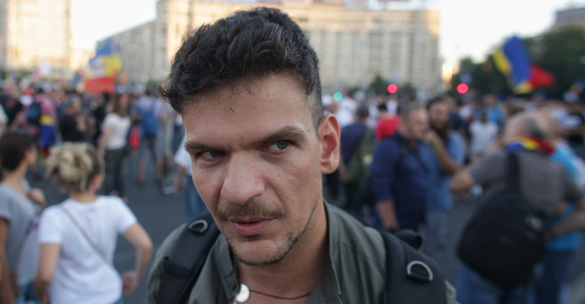 Tudor Chirilă nu mai tace pe Facebook. Artistul a explicat de ce nu a renunțat la postările politice, în ciuda