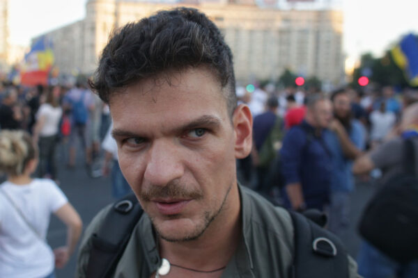 Tudor Chirilă nu mai tace pe Facebook. Artistul a explicat de ce nu a renunțat la postările politice, în ciuda