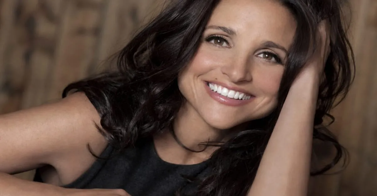 Julia Louis-Dreyfus spune că în culisele Seinfeld izbucneau certuri. Așa s-a construit chimia serialului