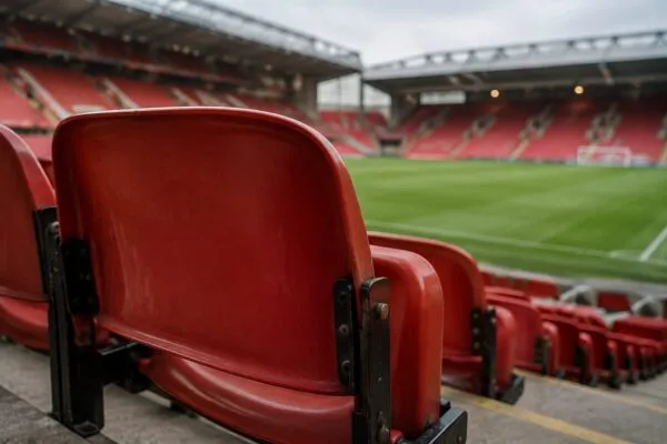 Jude Law urmează să-l joace pe Bill Shankly într-un serial despre Liverpool