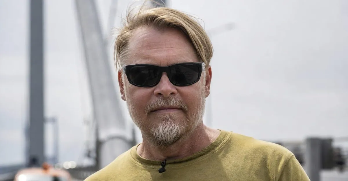 Karl Bushby a revenit în Anglia după aproape 28 de ani de drum. Mai are aproximativ 400 de kilometri până acasă
